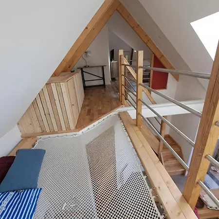 Loft 33m2 Et Dependance 15m2 Avec Jardin Partage