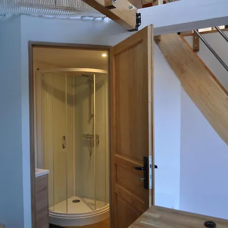 Loft 33m2 Et Dependance 15m2 Avec Jardin Partage Vakantiehuis